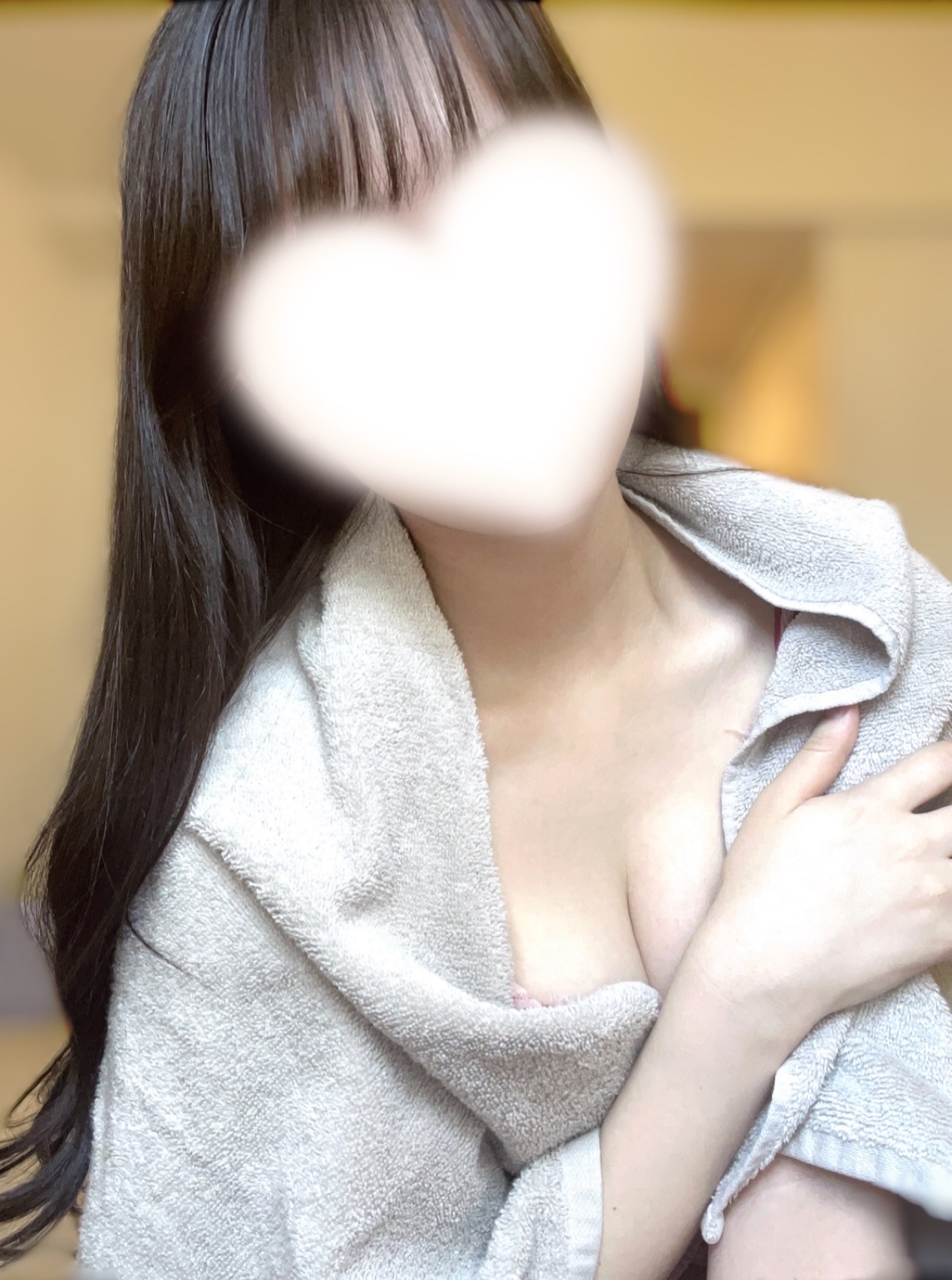 お久しぶりです あやのです🩷
この度、ベロサボンに復帰しました✨

また癒しの時間を過ごしていただけるよう、
精一杯尽くします💓

以前お世話になっていた方も、初めましての方も、
どうぞよろしくお願いいたします🙇‍♀️
素敵なご縁がありますように♡