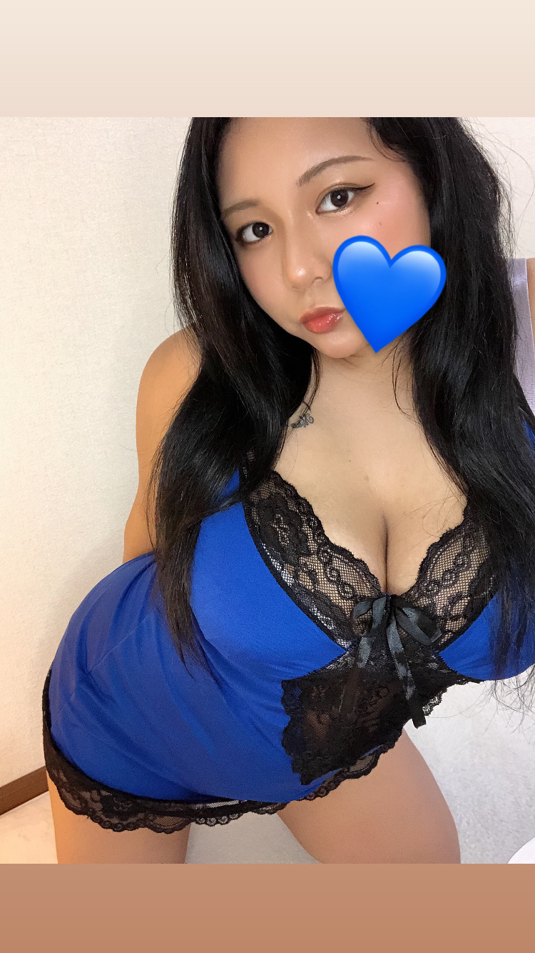 かりなです😘😘

一週間ぶりの出勤です💕💕

最近来てくれるお兄様方からブログを見たよ〜、県外から来ました‼️と言ってくれるお客様が多くて嬉しいです☺️☺️
かりなのために時間かけてくれてありがとうございます😊
ブログ楽しみにしてるお兄様方もいいねありがとうございます😘
今日も元気良く出勤します🌻🌻

本日18:00〜22:00までです❣️
【最終受付時間20:40】

お問い合わせ、ご予約お待ちしてます☆☆
周年割🈹
90分120分150分の方2000OFF‼️