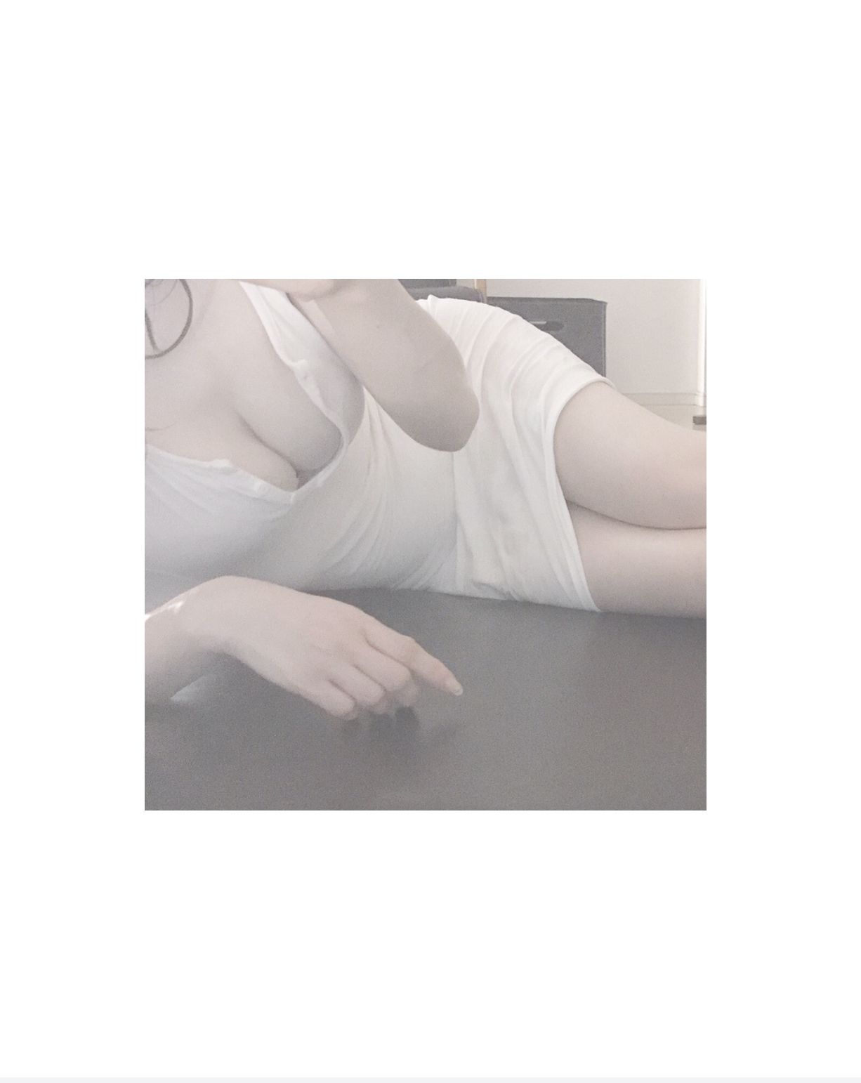 昨日は北千住までお越しくださり、ありがとうございました♡
私に会いに来てくださるお客様はとても大切な存在です。
宝物を扱うように大切に大切に触れさせて頂いております。
気持ちだけは誰にも負けないというぐらい
心を込めて♡
伝わっていたらいいな、、
もっとマッサージが上手くなるよう
練習に励んで6月も頑張りたいと思います♡
お客様もお仕事や色々、頑張ってください♡
そしてまたふいに、ゆりこに会いにいらしてください♡
素敵な日曜日をありがとうございました♡