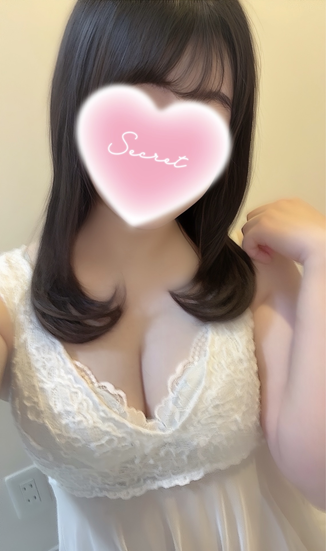 今日からまた1週間がんばりましょう💪

本日は北千住ルームに16時〜23時迄☁️✨
午前中用事があったので、
少しお出かけしてきました☺️
途中雨が降ったりして心配だったけど、、☔️

そして日曜日は本指名の皆様🈵
ありがとうございました✨

はじめまして様も仲良し様も
選んでくださってお会いできると
とっても嬉しい、、感謝です🙇‍♂️🙏🏻🌼