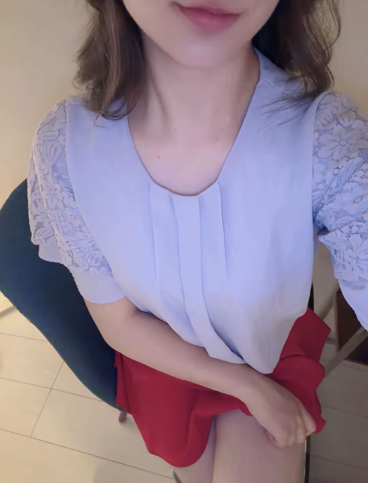 今日は涼しくて過ごしやすいですね〜♪

本日も出勤しております♪
23日（火）10:30〜15:30

温かい手で心を込めて施術させて頂きます✨
是非癒されに来てください🫧
そして1週間また頑張ってください♪
楽しいお時間にできるといいな☺️