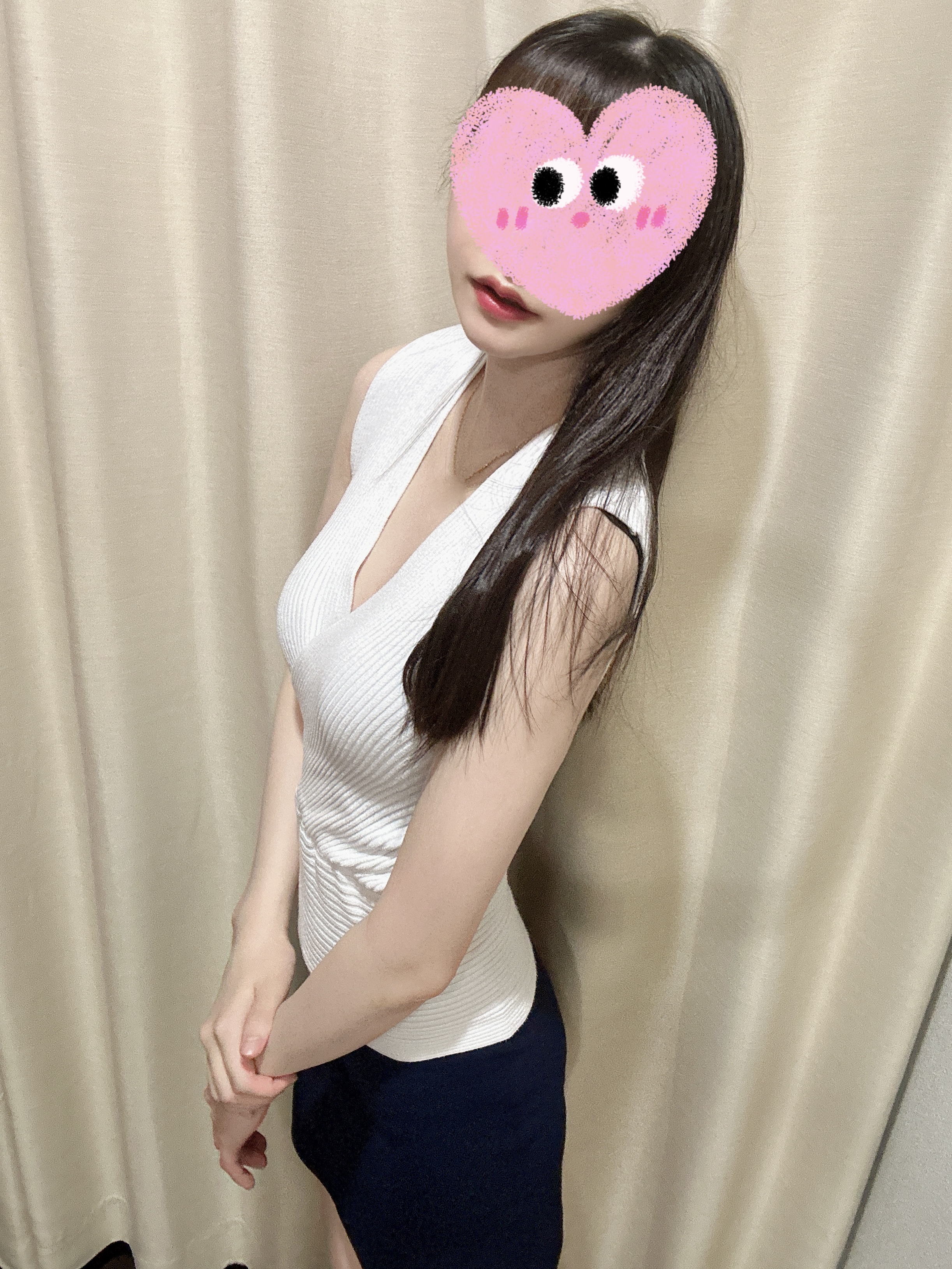 今日は忙しくしていただけて、ハッピーでした🥰
私も皆様をもっとハッピーにする為、新しいことを考えてます😏💭
明日12(日)16:00〜翌4:00シフトです💆‍♀️
じゃまた〜🌟