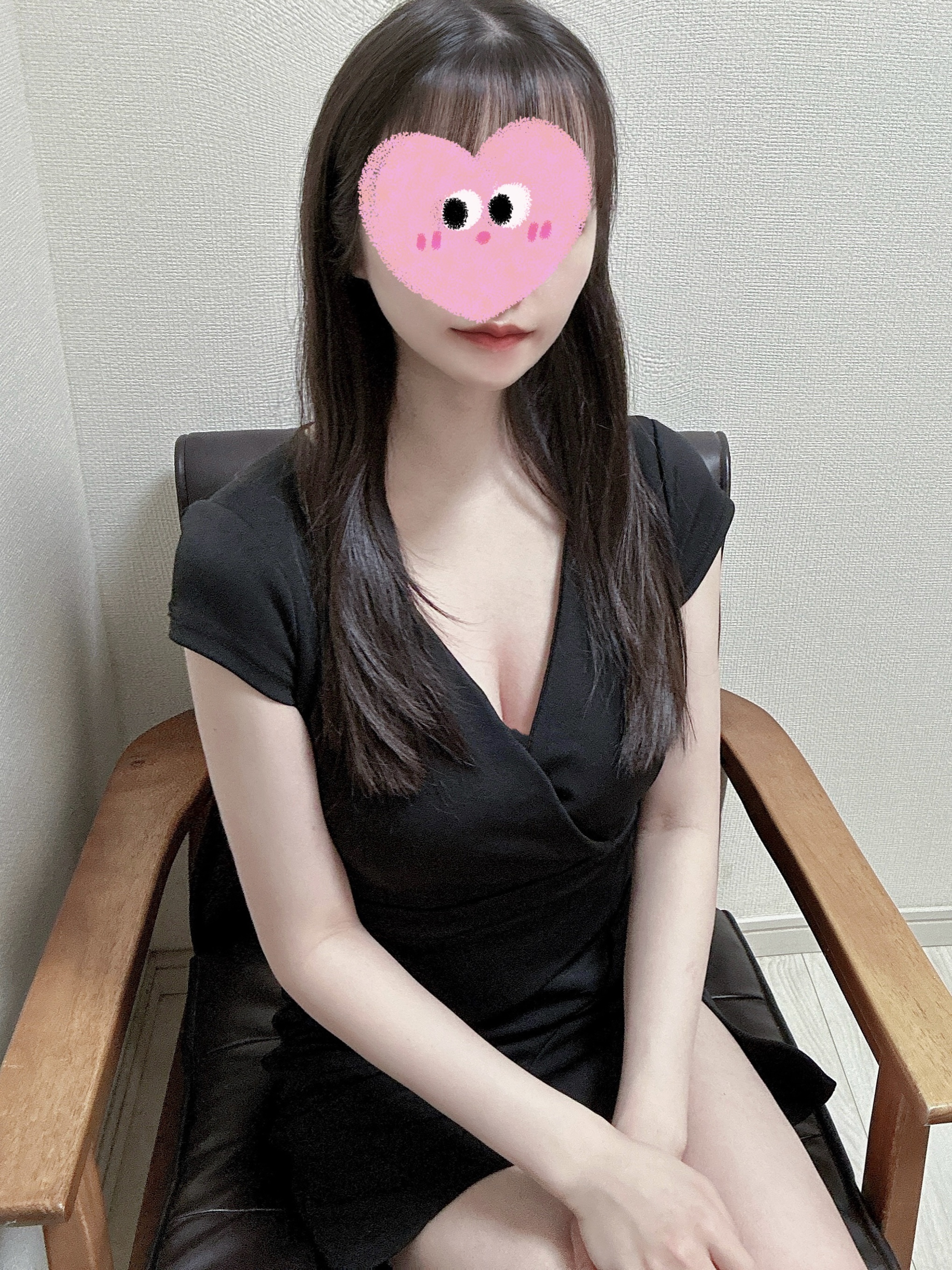 今日19(日)16:00〜4:00出勤です🎀
ご予約埋まりました🙂‍↕️
本指名様が沢山で嬉しいです🌷
じゃまた🌟