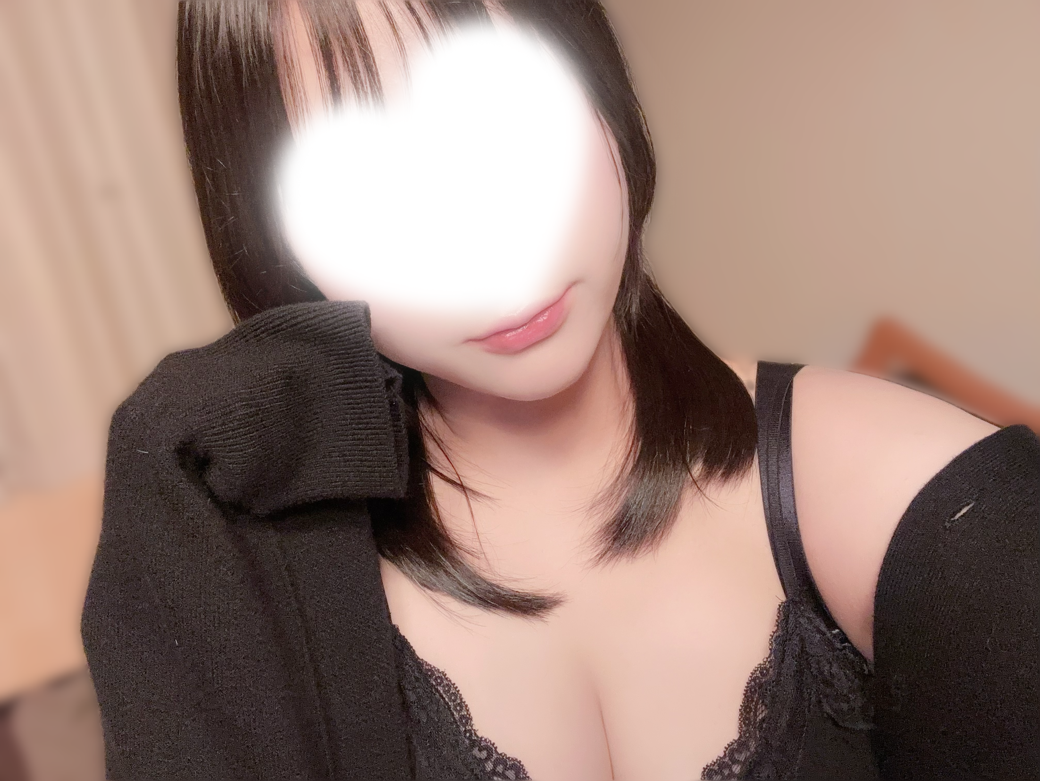 明日12:00~22:00出勤です💖