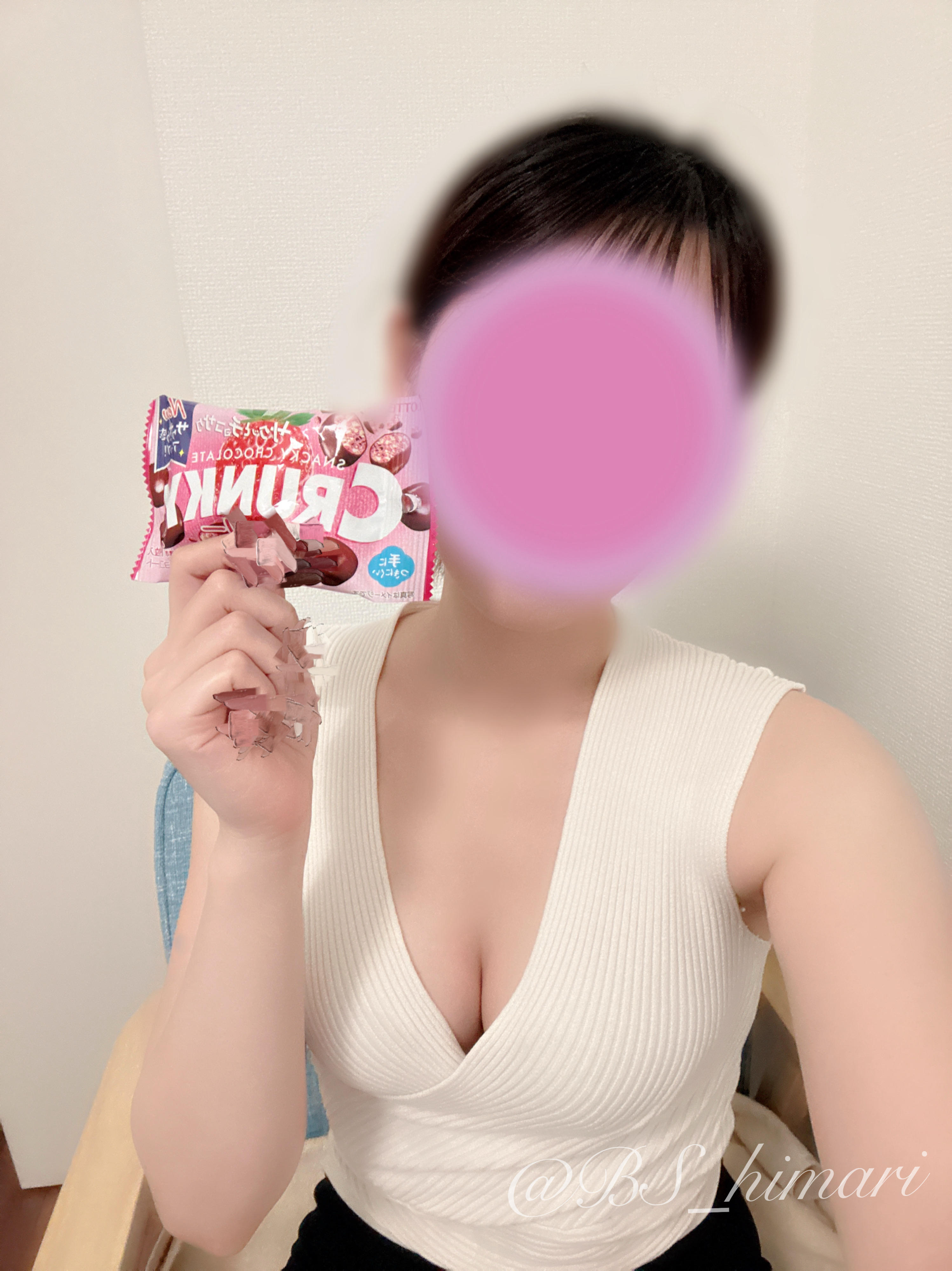 
同じ球団ファンの仲良しさんから🤲🏻🩷
いつも餌付けありがとうございます😋笑

ちょっと前までは涼しかったけどここ数日でまた暑さがぶり返してますね🥵
疲れ溜まってきたなぁって時は、心身ともに癒されに居らしてください🧚💓