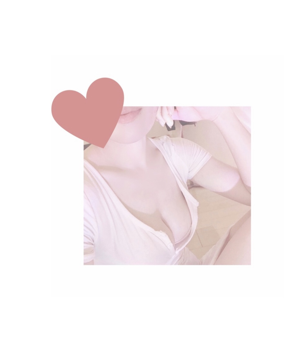 おはようございます♡
ゆりこです♡

秋晴れの気持ち良いお天気の本日、
▶︎北千住(12-21)
に居ります♡

人肌恋しくなって、ちょっとだけ寂しさも感じる秋、、
幸せな気持ちになって頂けるよう
愛情いっぱい包み込ませてくださいね♡

お逢いできることを楽しみに、
北千住のお部屋でお待ちしております♡

お気をつけていらしてください♡

ゆりこ

【🈳状況】
12-🈵
14:20-🈵
16:40-🈵
18:40〜🈳