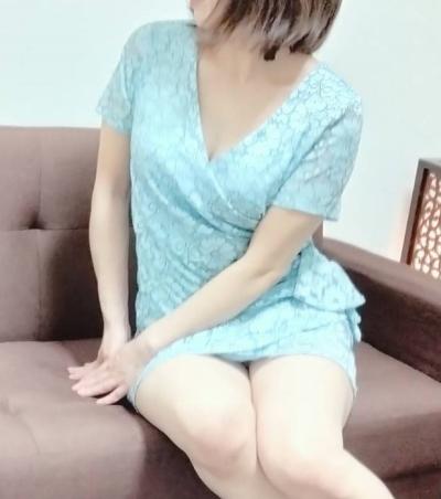 ✨美魔女と過ごす…甘く魅惑なひと時…✨