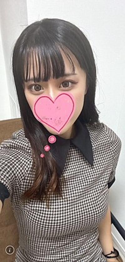 清楚系美女！鈴音デビュー決定！