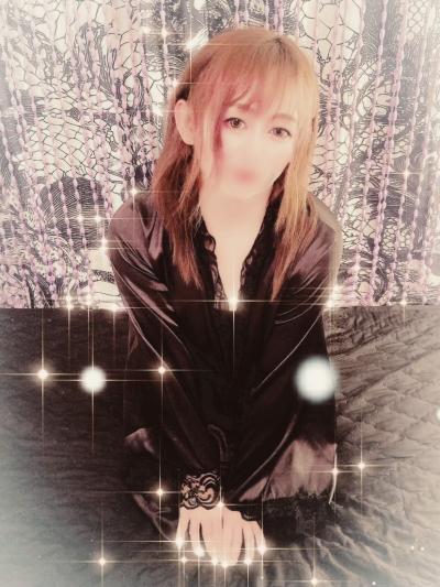 〖梅田〗愛嬌たっぷり施術も一級品【ゆあさん】ご予約受付中?