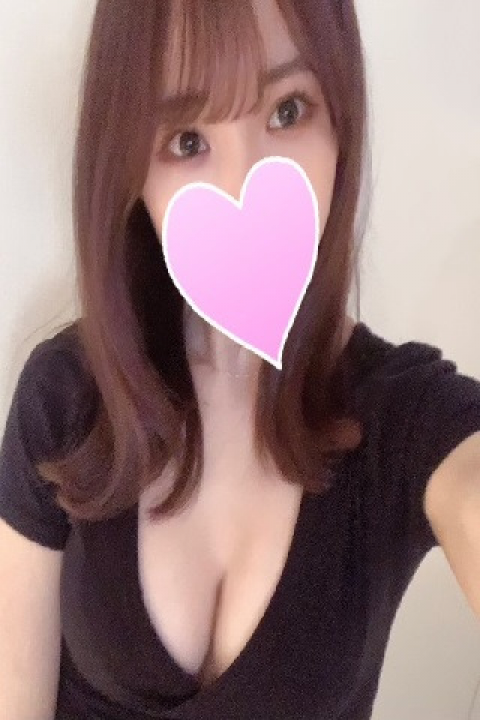上杉　かなの(21)