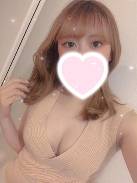 安達　ももか(20)