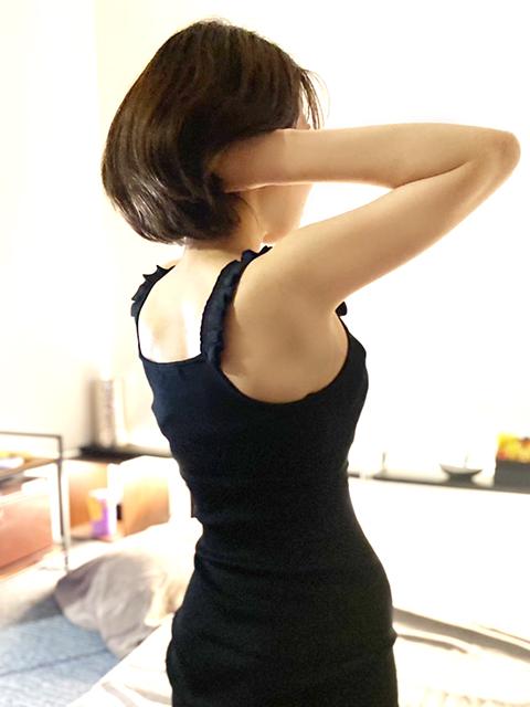 綾瀬(23)
