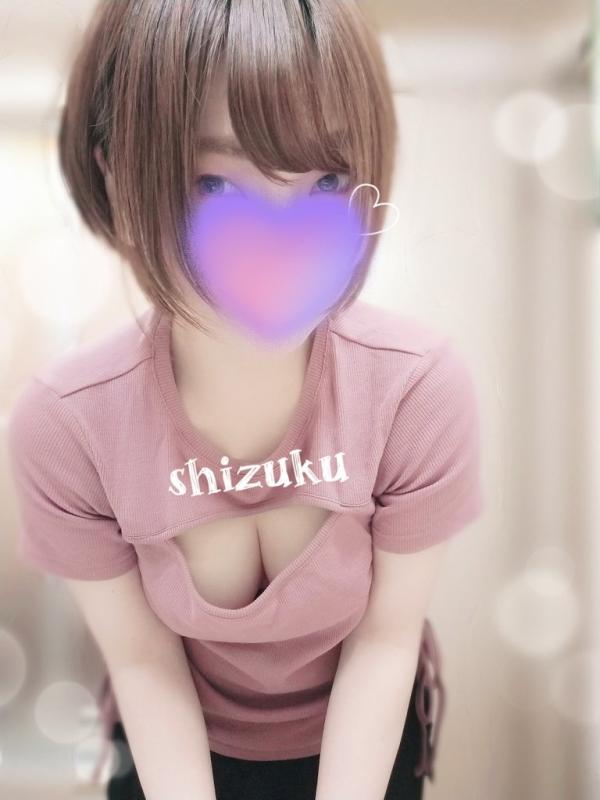 雫セラピスト(33)