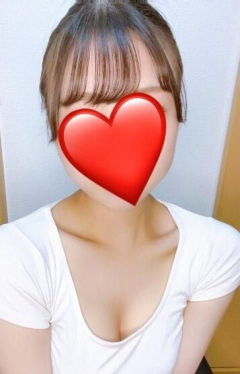 北川りな(30)