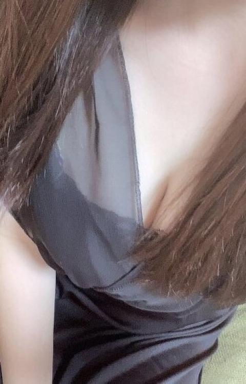 夏目　ゆず(24)
