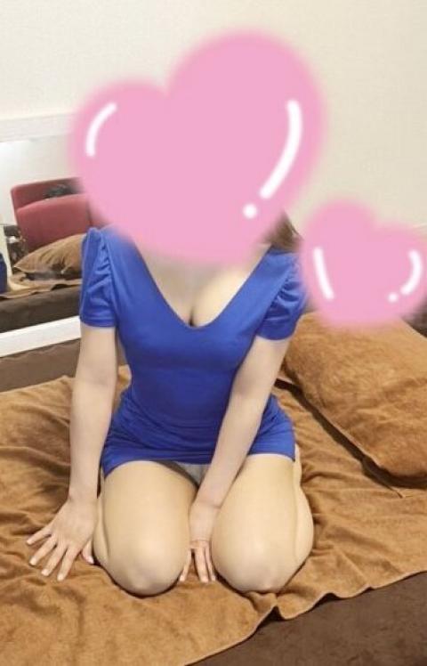 白咲りん(30)