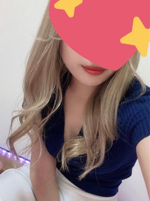 まりな(20)