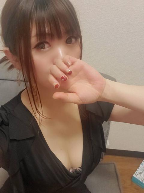 りん(28)