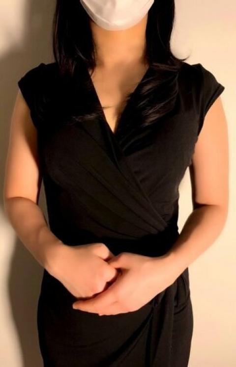 みいな(25)