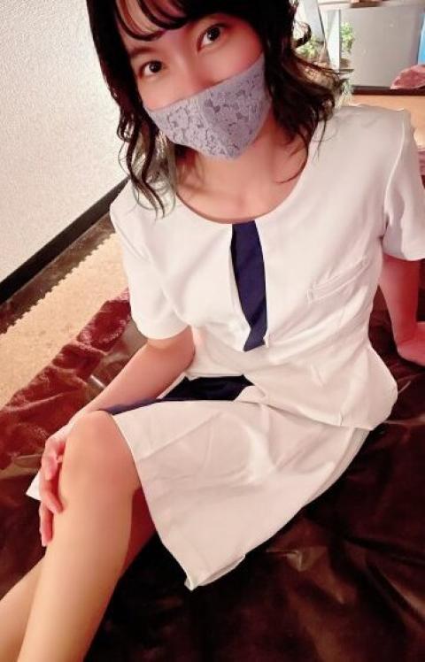山口百華(24)