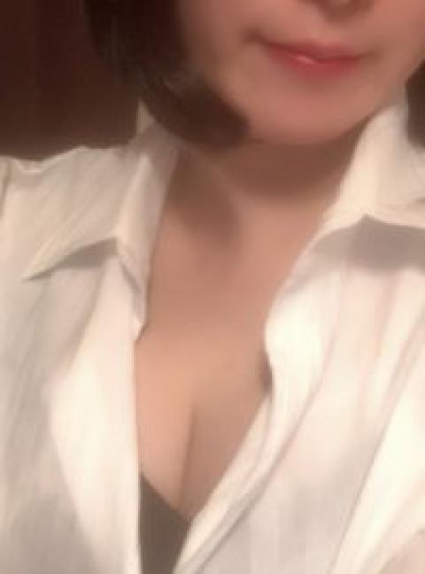 浅沼　みか(29)