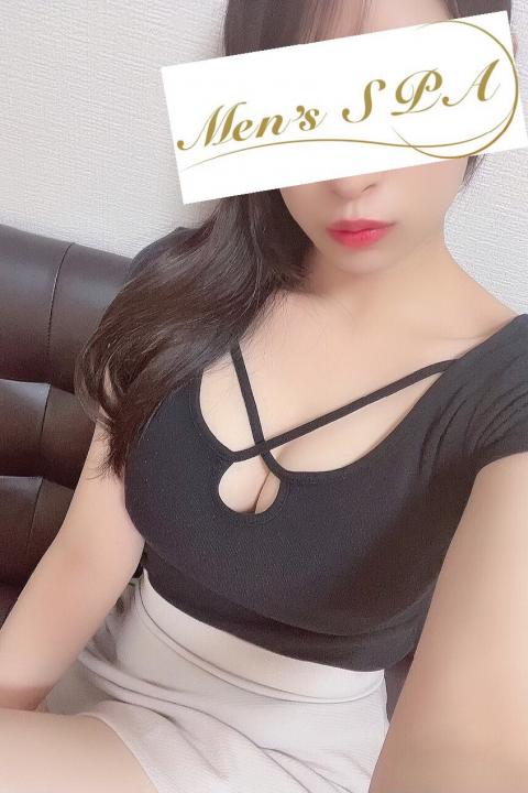 神崎りん(22)