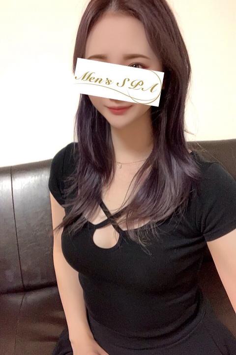 永田まりな(25)