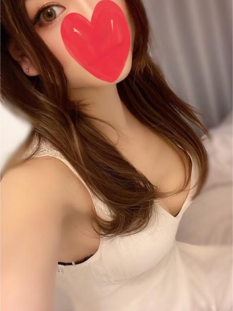 水咲なお(27)