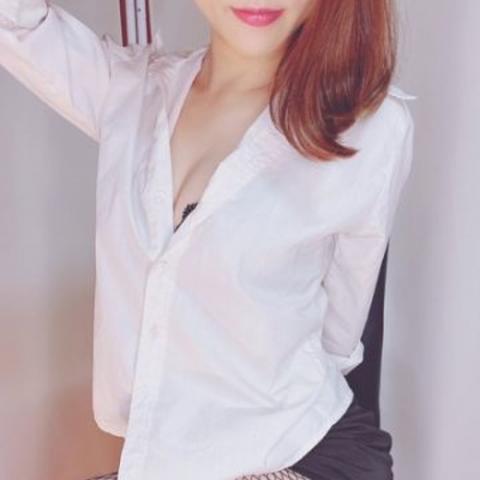 愛沢　りり(24)