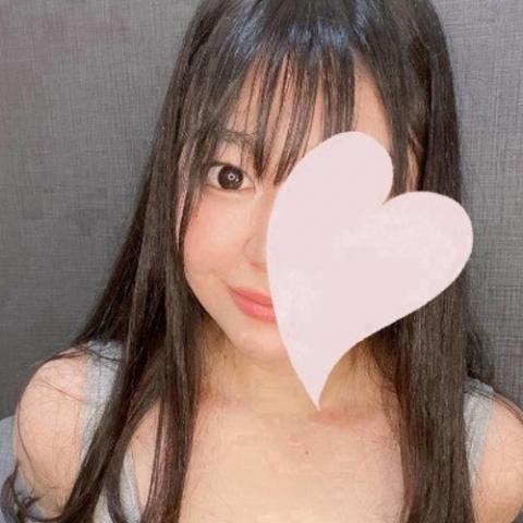 秋山あんじゅ(26)