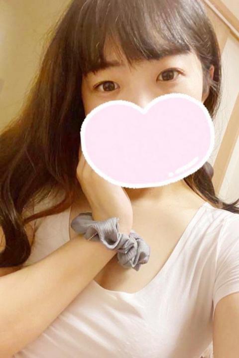 あずみ(24)