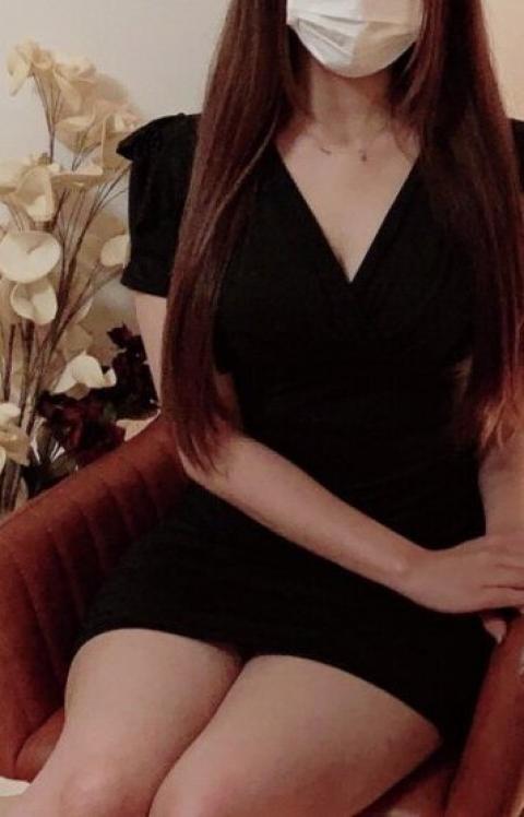 月村ちあき(27)