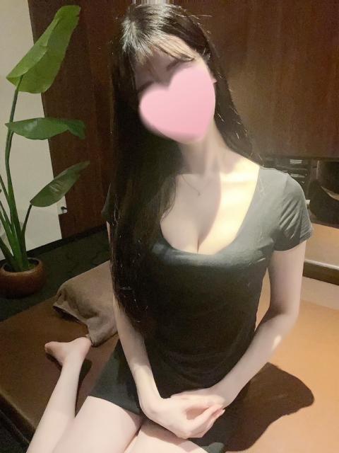 花咲　ゆな(26)