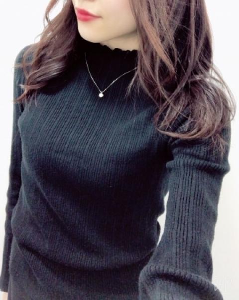 三国 みく(23)