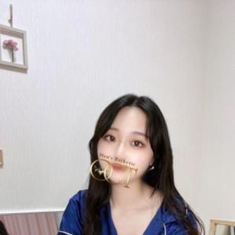 姫鳥　るな(19)