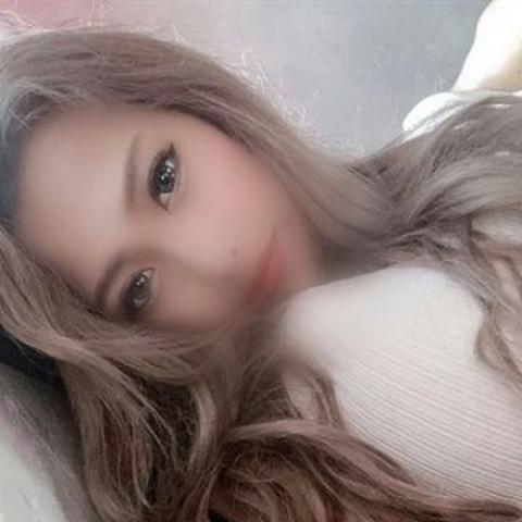 八神かりな(20)
