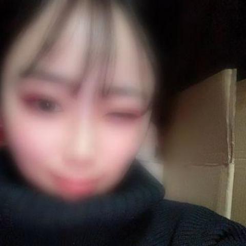 矢島めい(22)