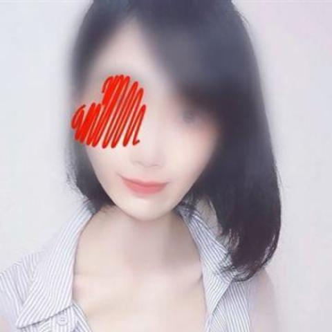 倉沢あい(22)