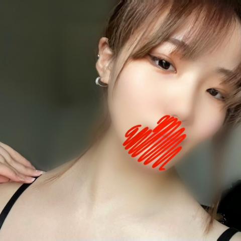秋元りん(20)