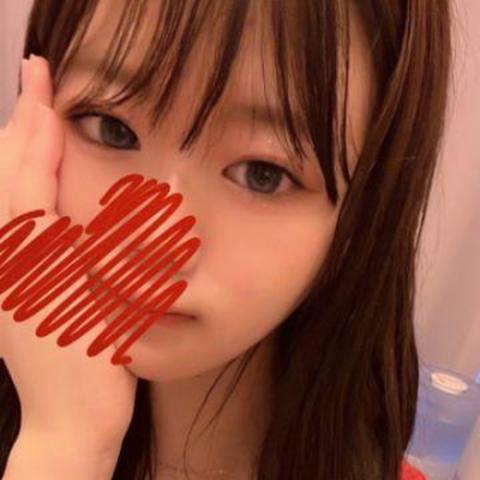 小林ひな(18)