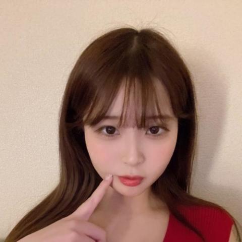 小鳥遊くるみ(20)