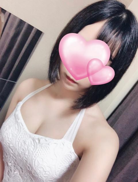 水瀬ここ(21)