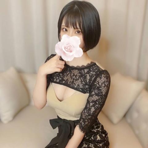 愛沢あすか(24)