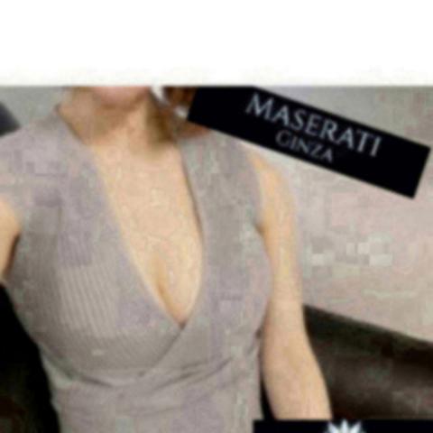 華月莉央【大阪VIPセラピスト】                