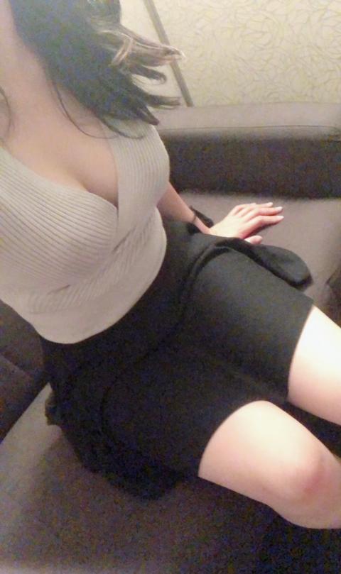 椎名 葵(25)