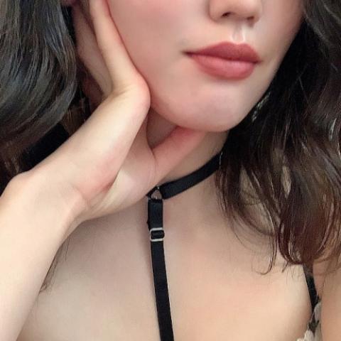 椎名すみれ(28)