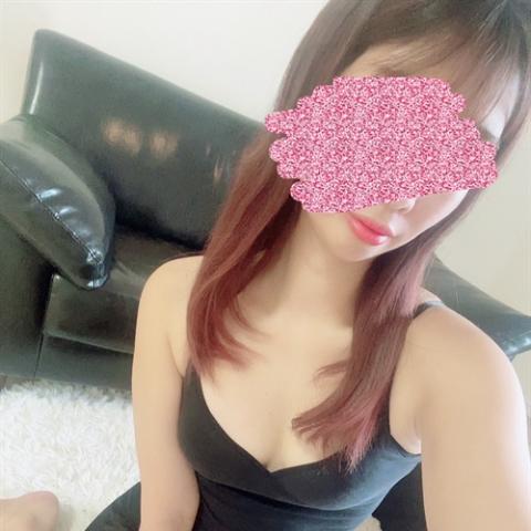 桃瀬はる(26)