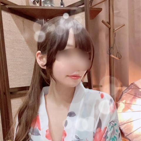 涼宮（すずみや）さら(20)