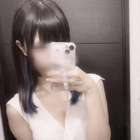 れみ(19)