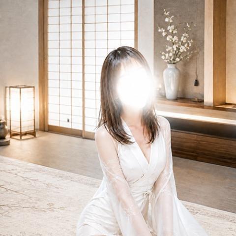 瀬名　彩加(35)
